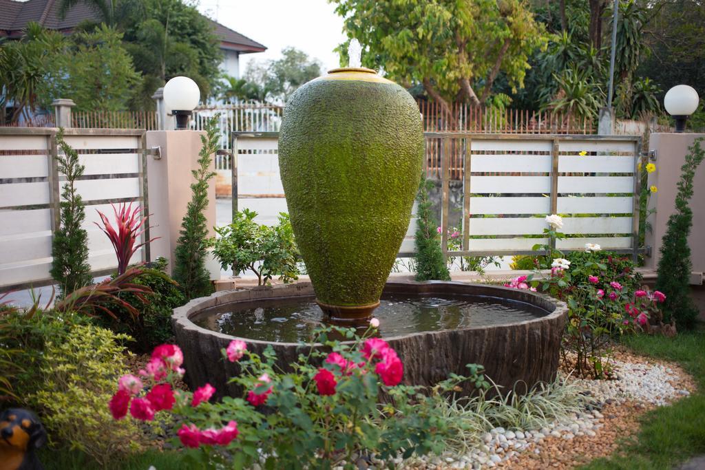 Hotel Baan Sanpoom Phitsanulok Exteriér fotografie